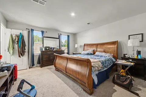 Bedroom - 1008 Bridgewater Dr, Durham, NC 27704 photo 1 of 6