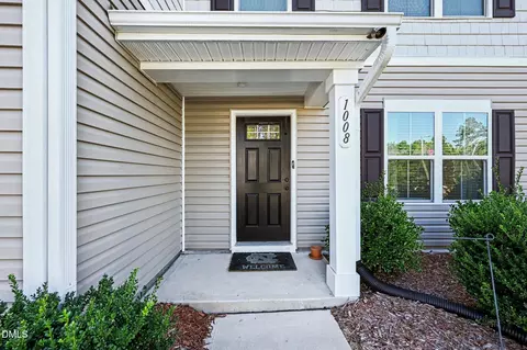 Exterior - 1008 Bridgewater Dr, Durham, NC 27704 photo 2 of 7