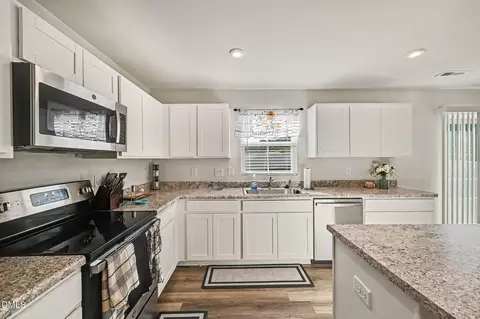 Kitchen - 1008 Bridgewater Dr, Durham, NC 27704 photo 1 of 4