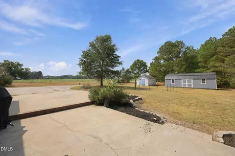 Exterior - 50 Cutoff Rd, Dunn, NC 28334 photo 7 of 8