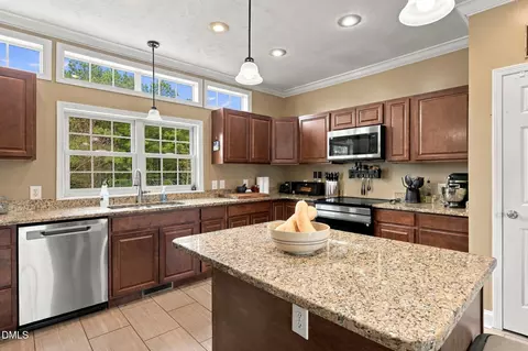 Kitchen - 50 Cutoff Rd, Dunn, NC 28334 photo 2 of 5