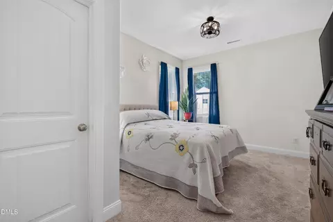 Bedroom - 26 Gander Dr, Benson, NC 27504 photo 1 of 3