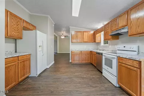 Kitchen - 862 Maynard Lake Rd, Erwin, NC 28339 photo 1 of 4