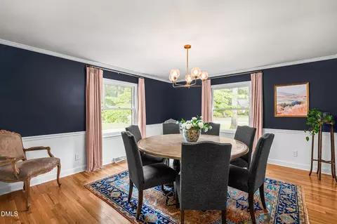 Dining - 1110 Chestnut Dr, Smithfield, NC 27577 photo 2 of 4