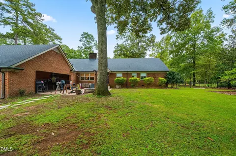 Exterior - 1110 Chestnut Dr, Smithfield, NC 27577 photo 11 of 20