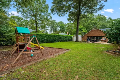 Exterior - 1110 Chestnut Dr, Smithfield, NC 27577 photo 14 of 20