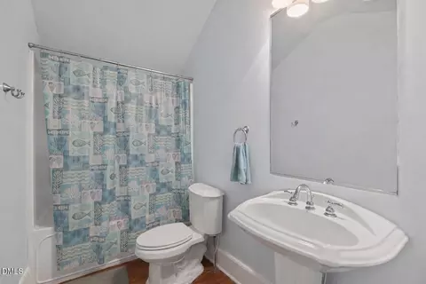 Bath - 604 W Divine St, Dunn, NC 28334 photo 2 of 2