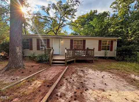 1394 L Cooper Rd, Cameron, NC 28326