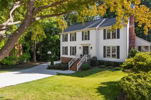3516 Ranlo Dr, Raleigh, NC 27612