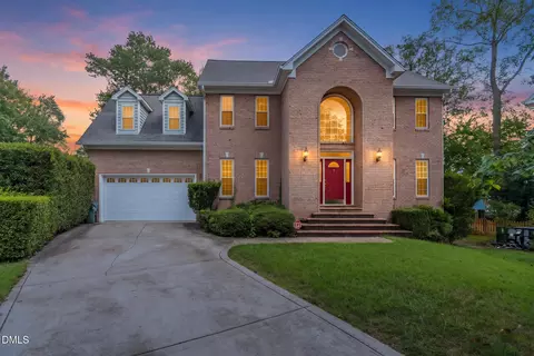 5117 Black Diamond Ct, Raleigh, NC 27604