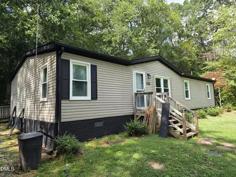 97 Richard Duncan Dr, Leasburg, NC 27291
