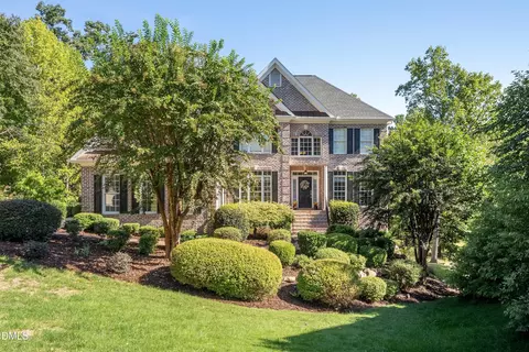 33 Kingswood Ln, Chapel Hill, NC 27517