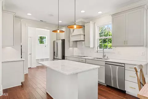 Kitchen - 2308 Wade Ave, Raleigh, NC 27607 photo 4 of 6