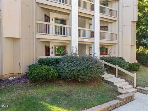 112 New Kent Pl, Cary, NC 27511
