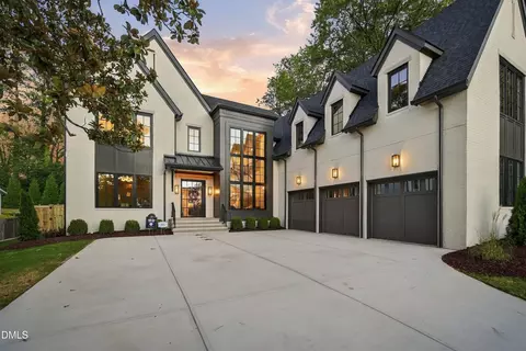 5042 Langley Cir, Raleigh, NC 27609
