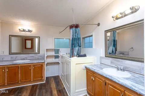 Bath - 3162 Twig Ct, Wake Forest, NC 27587 photo 1 of 4