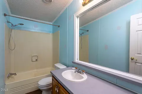 Bath - 3162 Twig Ct, Wake Forest, NC 27587 photo 4 of 4