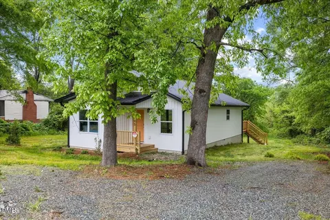 795 Lakeside Ave, Burlington, NC 27217