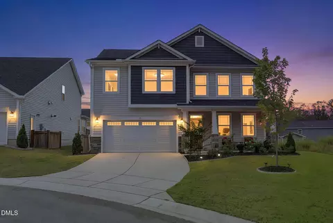 1300 Rathdrum Ct, Holly Springs, NC 27540