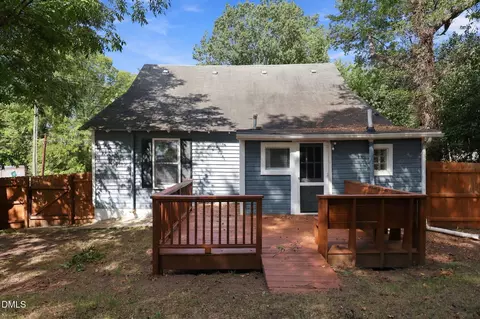 Exterior - 906 Orient St, Durham, NC 27701 photo 8 of 10