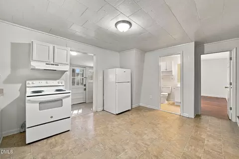 Kitchen - 906 Orient St, Durham, NC 27701 photo 4 of 4