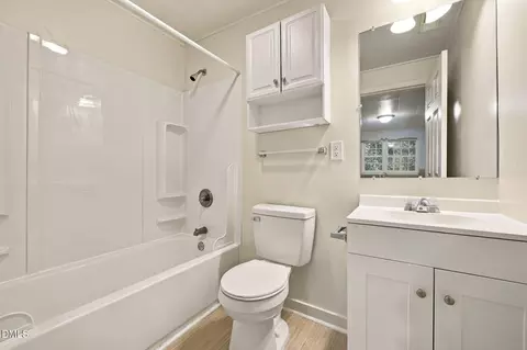 Bath - 906 Orient St, Durham, NC 27701 photo 2 of 3