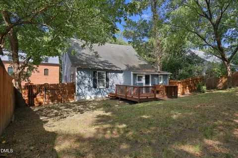Exterior - 906 Orient St, Durham, NC 27701 photo 9 of 10