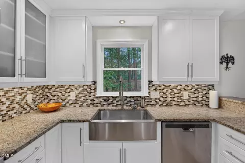 Kitchen - 5809 Henner Pl, Durham, NC 27713 photo 6 of 7