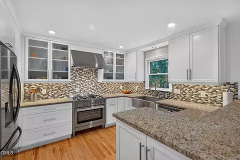 Kitchen - 5809 Henner Pl, Durham, NC 27713 photo 4 of 7