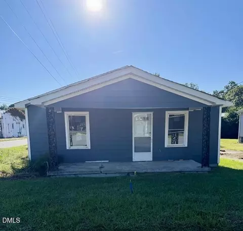 501 S 2nd St, Pinetops, NC 27864