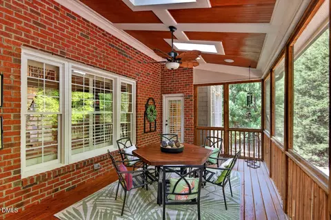 Exterior - 72 Edgewood Dr, Durham, NC 27713 photo 4 of 10