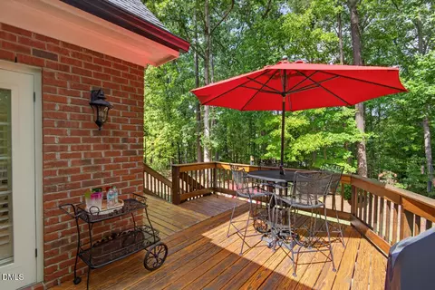 Exterior - 72 Edgewood Dr, Durham, NC 27713 photo 6 of 10