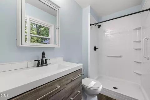 Bath - 1105 Springview Trl, Garner, NC 27529 photo 3 of 3