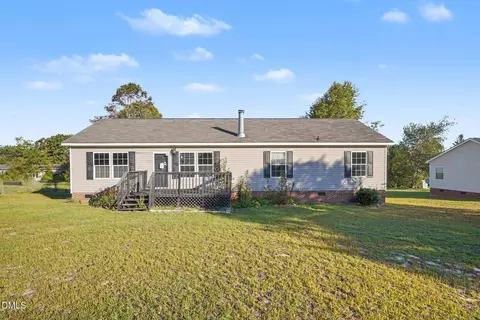 260 Prairie Ln, Lillington, NC 27546