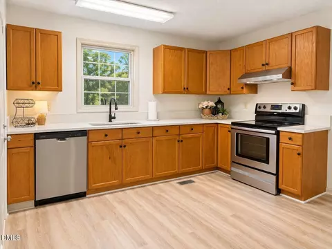 Kitchen - 5945 Craig Rd, Durham, NC 27712 photo 2 of 4