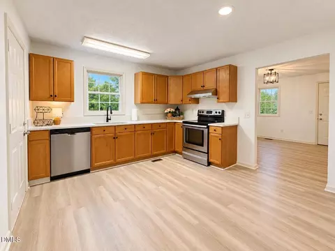 Kitchen - 5945 Craig Rd, Durham, NC 27712 photo 4 of 4