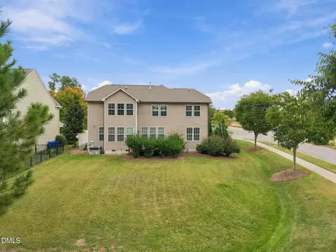 Exterior - 2116 Hemlock Hill Dr, Durham, NC 27703 photo 6 of 7