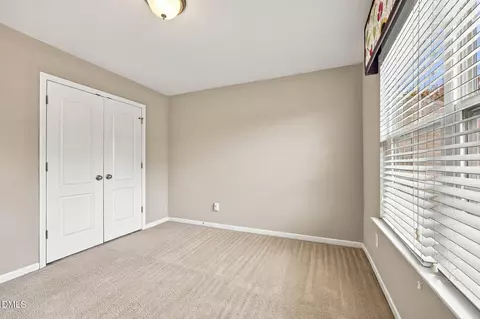 Bedroom - 2116 Hemlock Hill Dr, Durham, NC 27703 photo 3 of 8