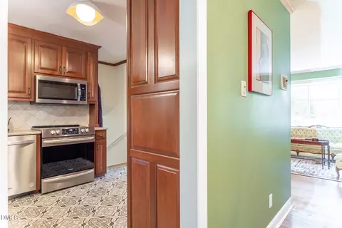 Entry Way - 4405 David St, Durham, NC 27704 photo 4 of 7