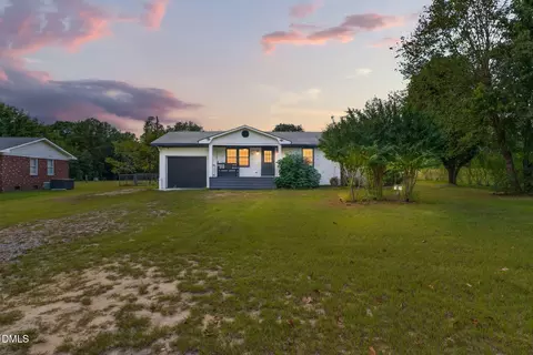 209 Chic Ennis Rd, Coats, NC 27521