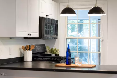 Kitchen - 4208 Malvern Rd, Durham, NC 27707 photo 4 of 6