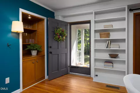Entry Way - 4208 Malvern Rd, Durham, NC 27707 photo 1 of 3