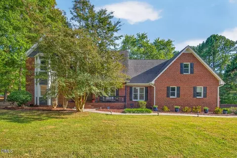 Exterior - 3735 Stoneybrook Dr, Durham, NC 27705 photo 2 of 14