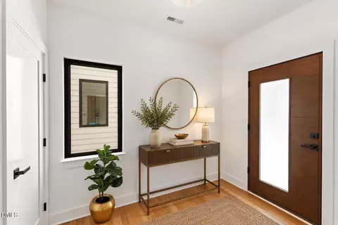 Entry Way - 801 N Roxboro St, Durham, NC 27701 photo 1 of 6