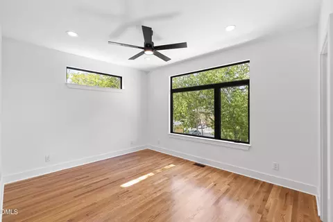 Bedroom - 801 N Roxboro St, Durham, NC 27701 photo 7 of 11