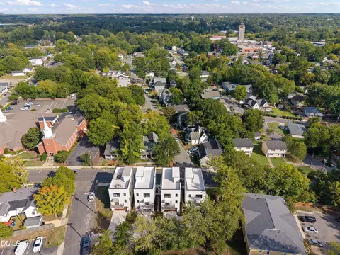 View/Area - 801 N Roxboro St, Durham, NC 27701 photo 4 of 9