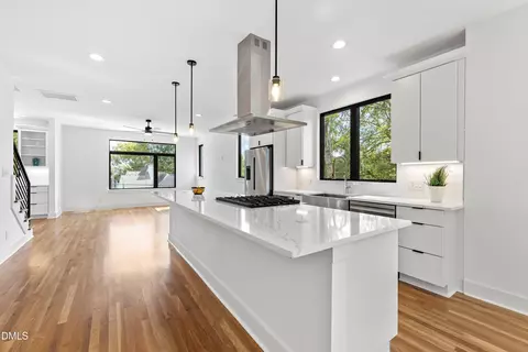 Kitchen - 801 N Roxboro St, Durham, NC 27701 photo 6 of 13
