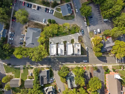 View/Area - 801 N Roxboro St, Durham, NC 27701 photo 7 of 9