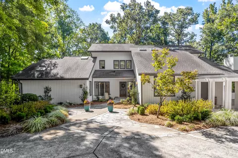 120 Donegal Dr, Chapel Hill, NC 27517