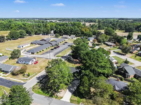 View/Area - 710 Memorial Ave, Dunn, NC 28334 photo 5 of 8